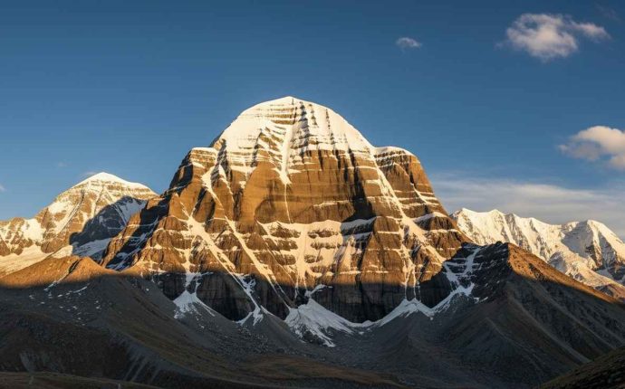 Mount Kailash Manasarovar Tour, Tibet